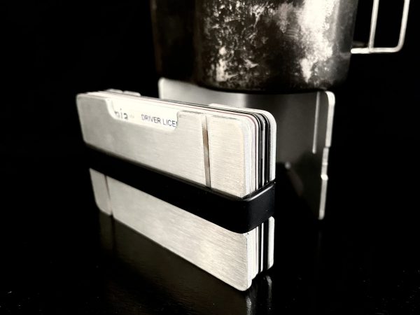minimalist wallet pocket stove